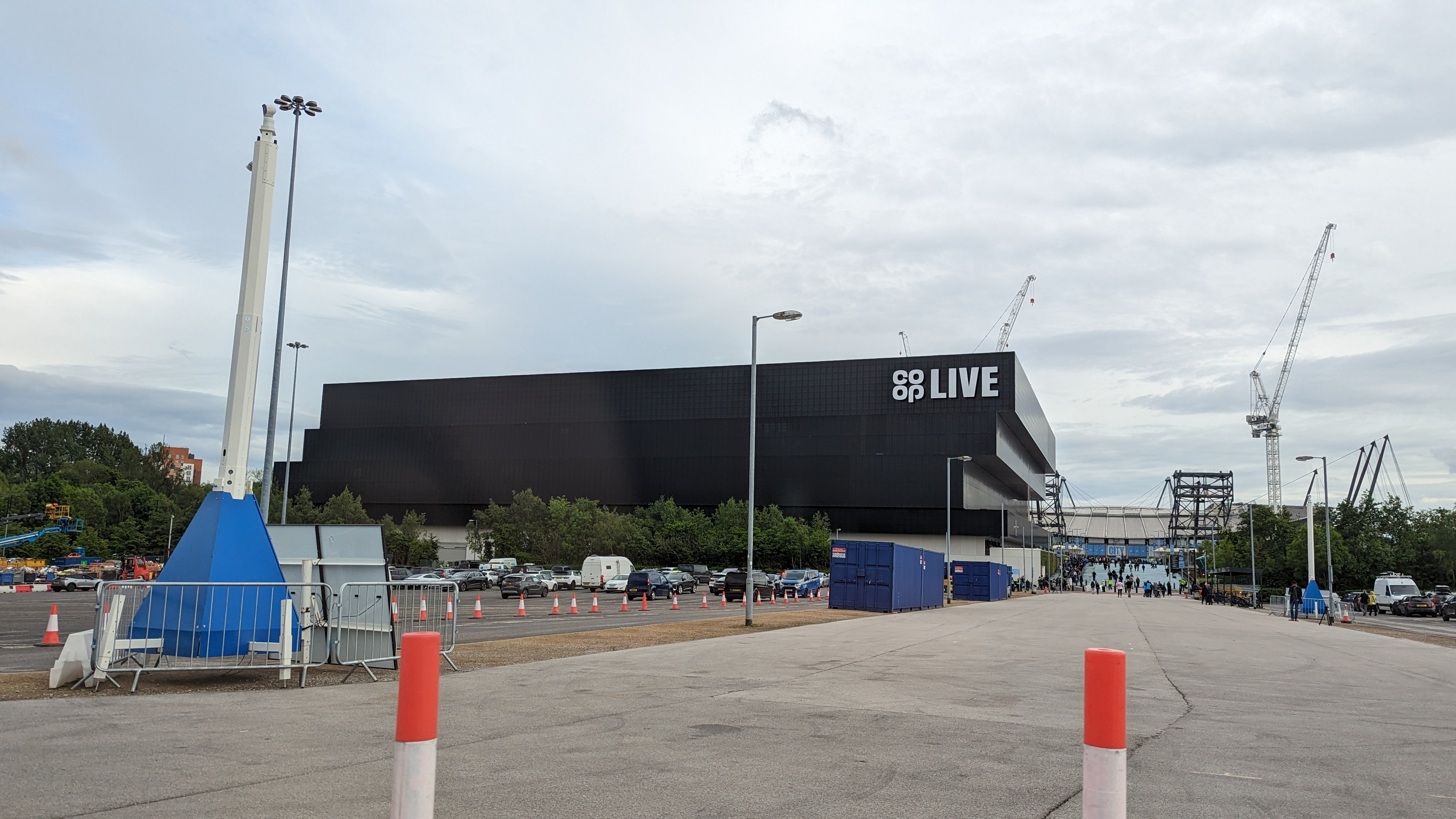 PXL 20240514 174325307 RAW 01 MP COVER